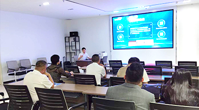 熱烈歡迎國務院節能減排委員會專家組對雷茨進行合作考察